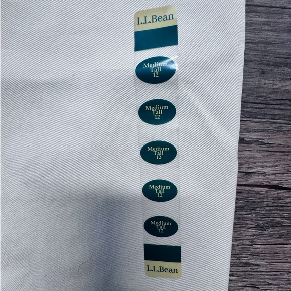 L.L. Bean Women's Cream Khaki Wrinkle Free Dress Pants Classic Fit 12 Tall - Picture 4 of 9